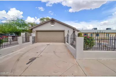 302 N Cameron Avenue, Casa Grande, AZ 85122 - Photo 1