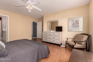 1362 E Cherry Hills Dr, Chandler, AZ 85249 - Photo 10