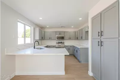 12813 W Paradise Drive, El Mirage, AZ 85335 - Photo 8