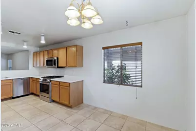 6205 W Encinas Lane, Phoenix, AZ 85043 - Photo 4