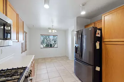 6205 W Encinas Lane, Phoenix, AZ 85043 - Photo 6