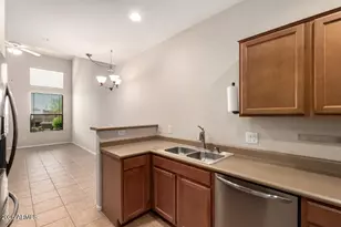 42424 N Gavilan Peak Pkwy, Anthem, AZ 85086 - Photo 16