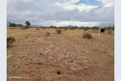 3132 N Saddle Vista Road N #10, Tonopah, AZ 85354 - Photo 4