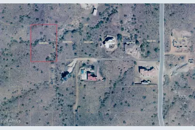 33506 N 5th Street #_-, Phoenix, AZ 85085 - Photo 2