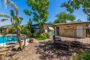 3730 W Tuckey Ln, Phoenix, AZ 85019 - Photo 18