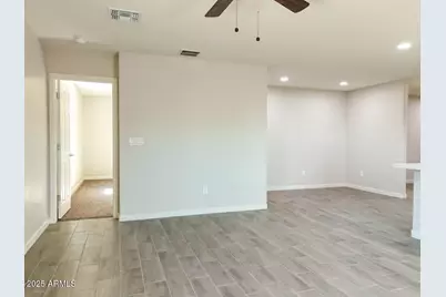 15438 S Overfield Road, Arizona City, AZ 85123 - Photo 10