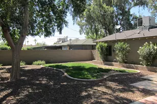 3807 E Devonshire Ave, Phoenix, AZ 85018 - Photo 24