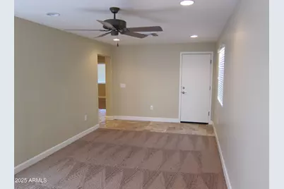 3807 E Devonshire Avenue, Phoenix, AZ 85018 - Photo 12