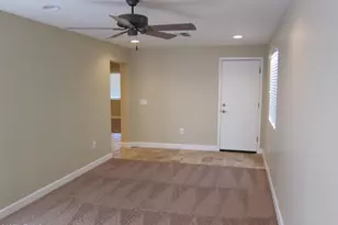 3807 E Devonshire Ave, Phoenix, AZ 85018 - Photo 12