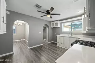 2601 N 51st St, Phoenix, AZ 85008 - Photo 20