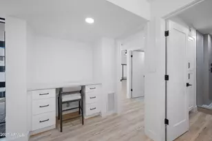 8722 E Devonshire Ave, Scottsdale, AZ 85251 - Photo 12