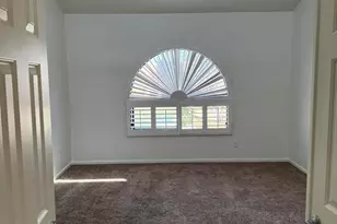 5640 E Bell Rd, Scottsdale, AZ 85254 - Photo 10