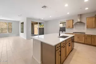 13518 W Copper Leaf Ln, Peoria, AZ 85383 - Photo 8