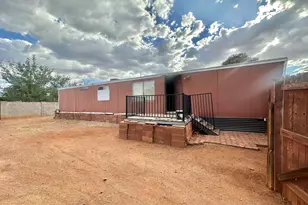 170 E Busby, Sierra Vista, AZ 85635 - Photo 1