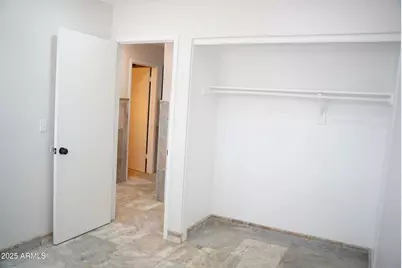 1632 E Saint Charles Avenue, Phoenix, AZ 85042 - Photo 8