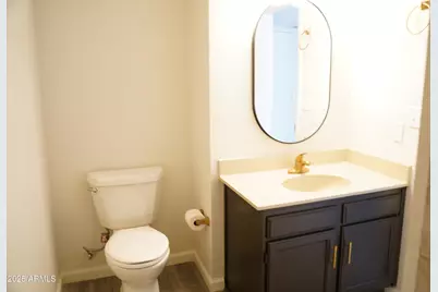 1632 E Saint Charles Avenue, Phoenix, AZ 85042 - Photo 12