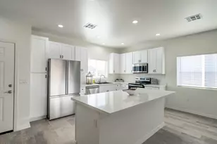 14534 S Diablo Rd, Arizona City, AZ 85123 - Photo 2