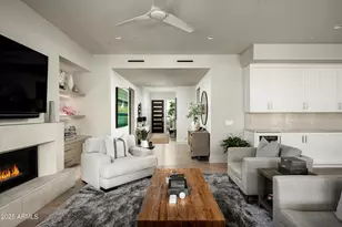 5587 E Edward Ln, Paradise Valley, AZ 85253 - Photo 10