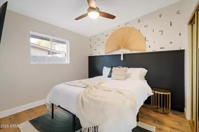 2307 N 51st Place, Phoenix, AZ 85008 - Photo 24