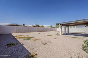 1542 W Kerry Ln, Phoenix, AZ 85027 - Photo 8