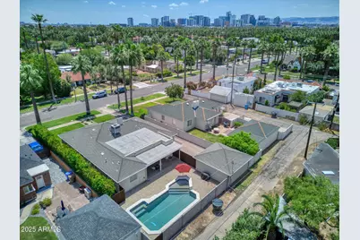 2020 N 11th Avenue, Phoenix, AZ 85007 - Photo 8