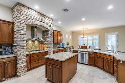 8657 W Rowel Road, Peoria, AZ 85383 - Photo 32