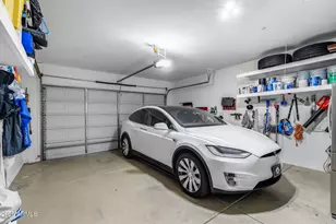 8657 W Rowel Rd, Peoria, AZ 85383 - Photo 48