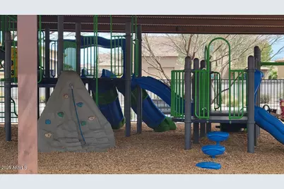 18164 W Paraiso Drive, Surprise, AZ 85387 - Photo 10