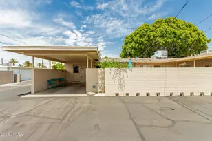 10523 W Coggins Dr, Sun City, AZ 85351 - Photo 28