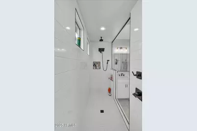 17593 W Red Fox Road, Surprise, AZ 85387 - Photo 22