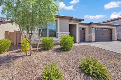 17593 W Red Fox Road, Surprise, AZ 85387 - Photo 4