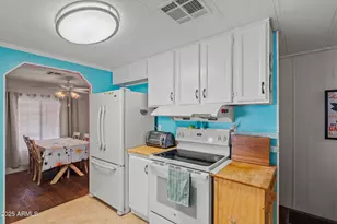 201 S Greenfield Rd, Mesa, AZ 85206 - Photo 14