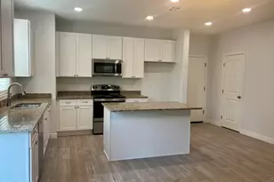 7821 W Pike Pl, Phoenix, AZ 85035 - Photo 6