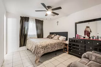 4915 W Montecito Avenue, Phoenix, AZ 85031 - Photo 16