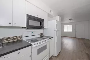 2049 W Hayward Ave, Phoenix, AZ 85021 - Photo 2