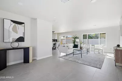 8631 E Thomas Road, Scottsdale, AZ 85251 - Photo 14