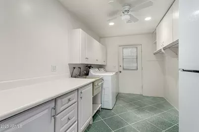 226 E Carol Avenue, Phoenix, AZ 85020 - Photo 14