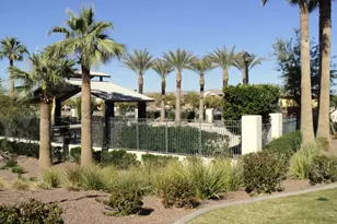 2273 E Huntington Dr, Phoenix, AZ 85040 - Photo 1