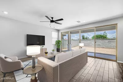 15792 W Georgia Drive, Surprise, AZ 85379 - Photo 6