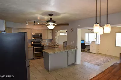 3708 W Redfield Road, Phoenix, AZ 85053 - Photo 4