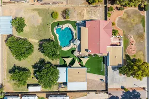 636 E Mesquite Ave, Gilbert, AZ 85296 - Photo 56