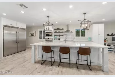 636 E Mesquite Avenue, Gilbert, AZ 85296 - Photo 14