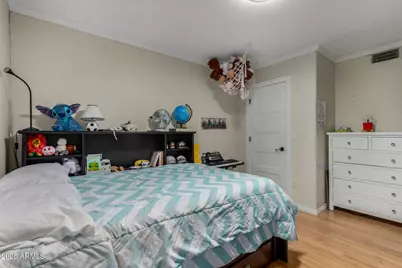 636 E Mesquite Avenue, Gilbert, AZ 85296 - Photo 28