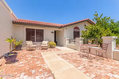 636 E Mesquite Avenue, Gilbert, AZ 85296 - Photo 4