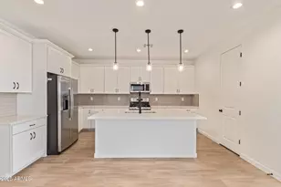 5448 W Manzanita Dr, Glendale, AZ 85302 - Photo 2