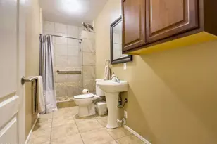 2406 W Sienna Bouquet Pl, Phoenix, AZ 85085 - Photo 6