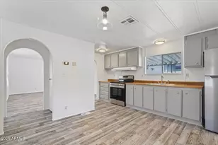 2121 N Center St, Mesa, AZ 85201 - Photo 8