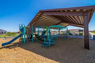 18184 W Creedance Blvd, Surprise, AZ 85387 - Photo 14