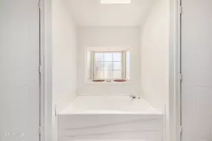 12107 S 215th Ln, Buckeye, AZ 85326 - Photo 14