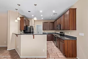 7530 S 31st Way, Phoenix, AZ 85042 - Photo 10